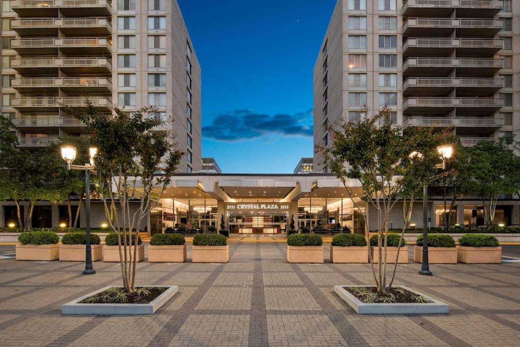 Charming Apartment At Crystal City With Amazing Amenities Arlington Buitenkant foto