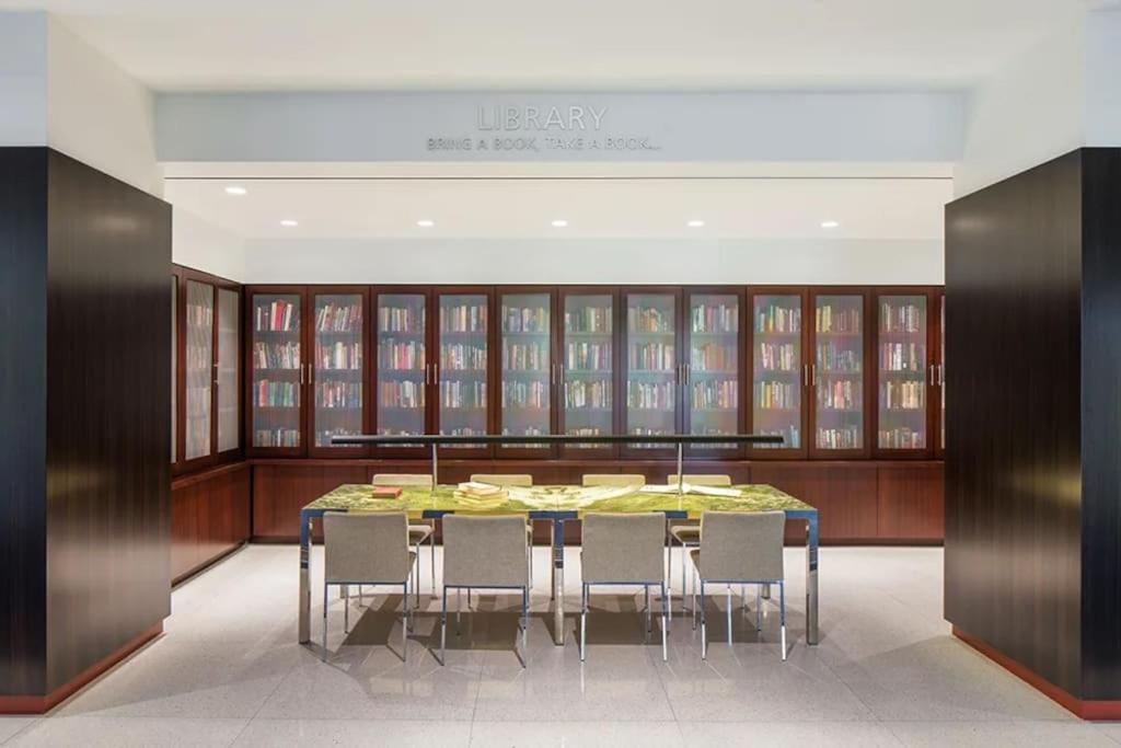Charming Apartment At Crystal City With Amazing Amenities Arlington Buitenkant foto