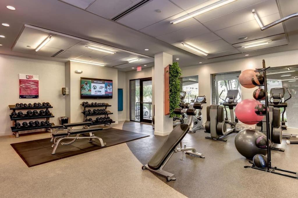 Charming Apartment At Crystal City With Amazing Amenities Arlington Buitenkant foto