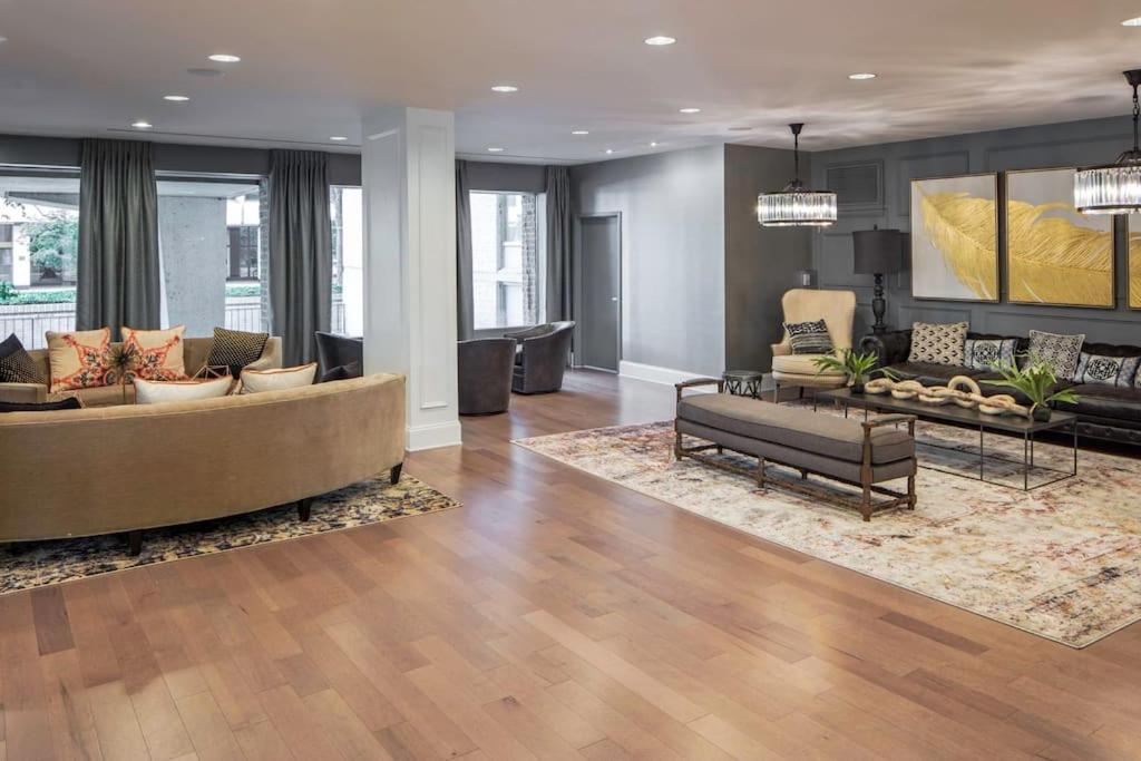 Charming Apartment At Crystal City With Amazing Amenities Arlington Buitenkant foto
